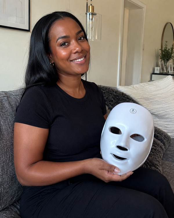 Customer with Illuvia mask